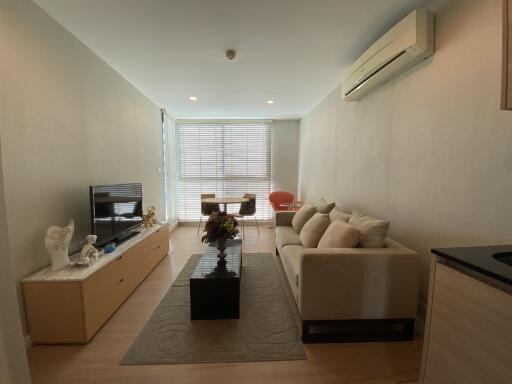 1 bedroom condo for sale on Thonglor to Petchaburi