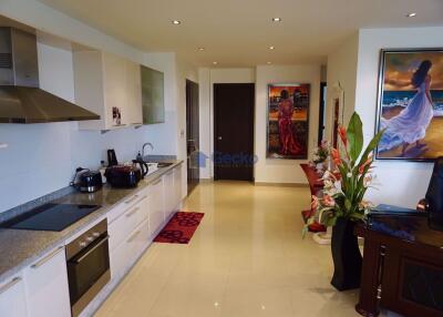 2 Bedrooms Condo in The Park Jomtien Jomtien C010189