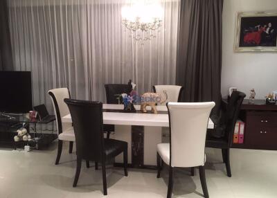 2 Bedrooms Condo in The Park Jomtien Jomtien C010189