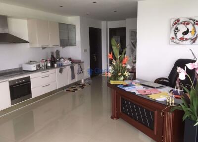 2 Bedrooms Condo in The Park Jomtien Jomtien C010189