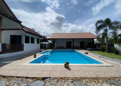 A pool villa 4 bed for sale in Mae Tang, Chiang Mai