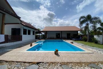 A pool villa 4 bed for sale in Mae Tang, Chiang Mai