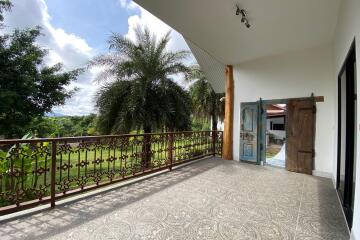 A pool villa 4 bed for sale in Mae Tang, Chiang Mai