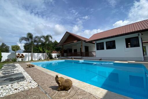 A pool villa 4 bed for sale in Mae Tang, Chiang Mai