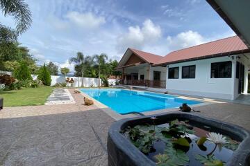 A pool villa 4 bed for sale in Mae Tang, Chiang Mai