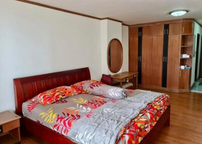 Condo for rent in Sriracha, Bayview Condominium, in the heart of Sriracha city.  move in Ready