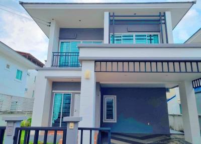 2-storey detached house for sale in Sriracha, Crystal Plus Village.