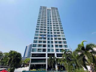 1 Bedroom Condo in Sky Residences Pratumnak C010459