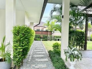 Single house for sale, Huai Yai, Garden Ville Village 5. Fully furnished With private pool, Chonburi