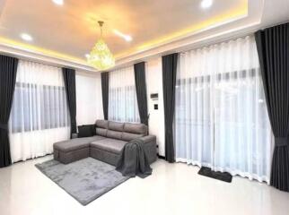 Single house for sale Pornpraphanimit 15, wide area, decorated,move in ready, Chonburi.