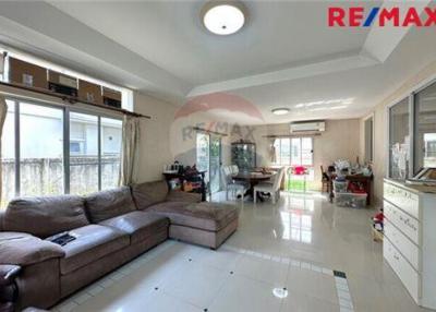 153 Sqm., 3 Beds House listed for ฿ 4,900,000.