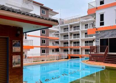 Condo with 2 bedrooms in quiet area of Pratamnak