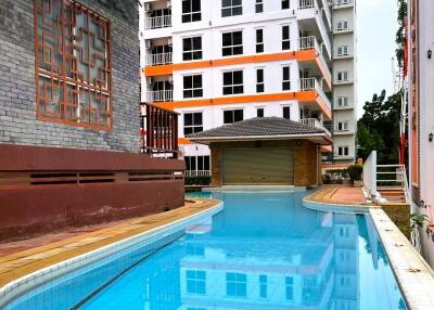 Condo with 2 bedrooms in quiet area of Pratamnak