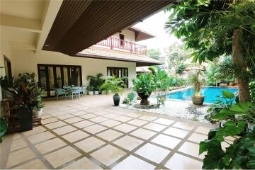 3 Bedroom House with Pool in Jomtien