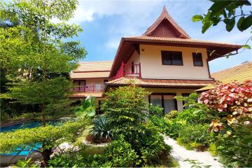 3 Bedroom House with Pool in Jomtien