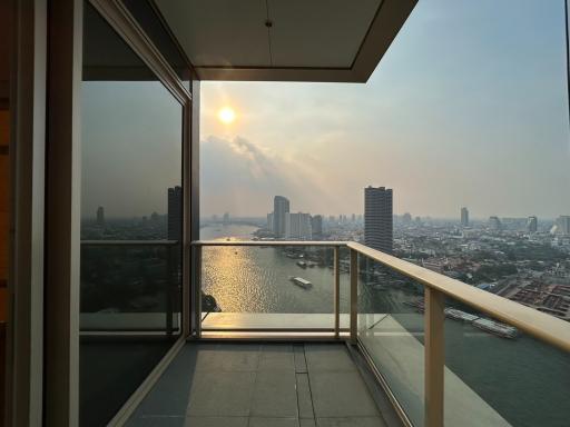 For SALE : Four Seasons Private Residences / 2 Bedroom / 3 Bathrooms / 138 sqm / 61000000 THB [11096760]