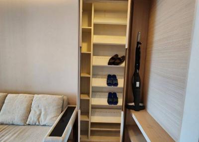 1-BR Condo at The Address Asoke near ARL Makkasan