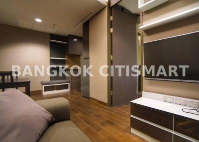 Condo at The Lumpini 24 for rent