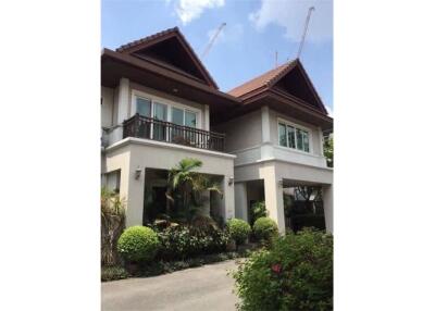 For Rent: A Stunning House with Private Pool in a Secure Compound at Sukhumvit 36! - 920071001-12419