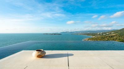 5 Bedrooms villa Sea view  at Samui