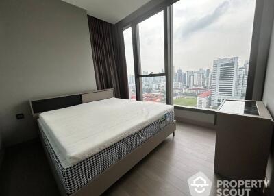 1-BR Condo at The Esse At Singha Complex near MRT Phetchaburi