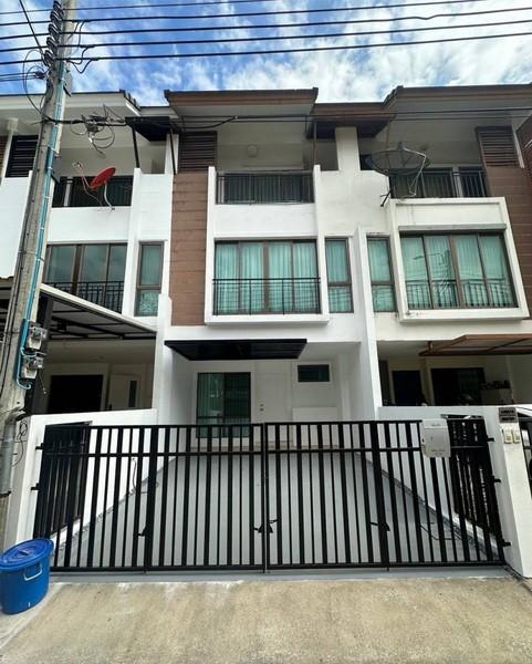 For Rent Bangkok Town House The Private Sukhumvit-Bangchak Sukhumvit 97/1 BTS Bang Chak Phra Khanong