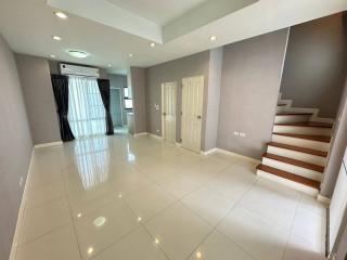 For Rent Bangkok Town House The Private Sukhumvit-Bangchak Sukhumvit 97/1 BTS Bang Chak Phra Khanong