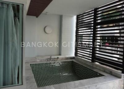 Condo at The Next Sukhumvit 52 for sale