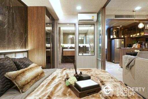 2-BR Condo at Walden Sukhumvit 39 near BTS Phrom Phong