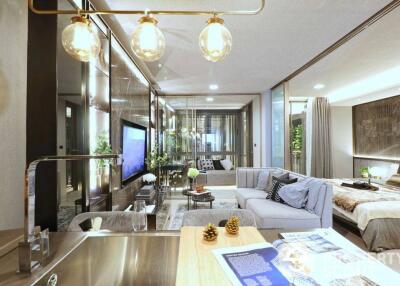 1-BR Condo at Walden Sukhumvit 39 near BTS Phrom Phong