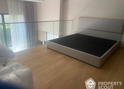 1-BR Duplex at Walden Asoke near MRT Sukhumvit