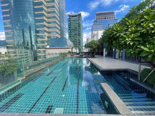 Collezio Sathorn-Pipat 1 Bedroom 1 Bathroom For Sale