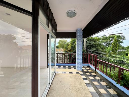 2 Bedrooms Villa / Single House in Chatkaew Village East Pattaya H011429