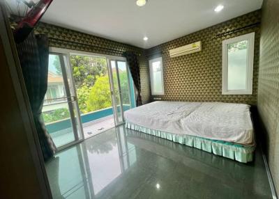 Luxurious house for sale next to the sea, great price, Casa Luna, Bang Phra, Bang Saen, Chonburi.