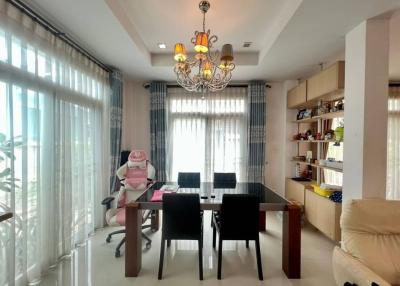 Single house for sale near the sea, Bang Phra, Bang Saen, Casa Luna with furniture.