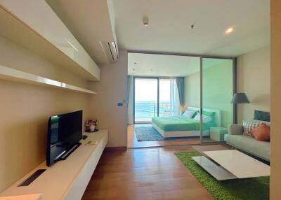 Condo for rent next to the sea, Sriracha, Marina Bayfront, Sriracha, Chonburi.