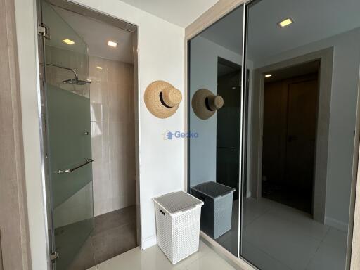 2 Bedrooms Condo in The Jewel Pratumnak Pratumnak C011224