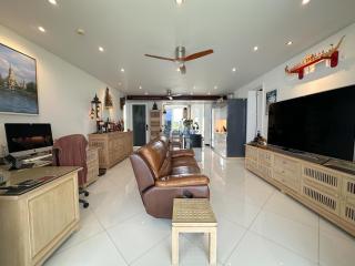 3 Bedrooms Condo in Pure Sunset Beach Na Jomtien C011222