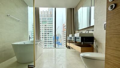 Silom Luxury Condo Sale