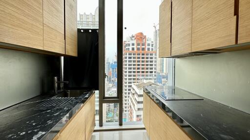 Silom Luxury Condo Sale