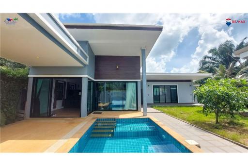 Single house with pool in Saithai Krabi