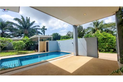 Single house with pool in Saithai Krabi