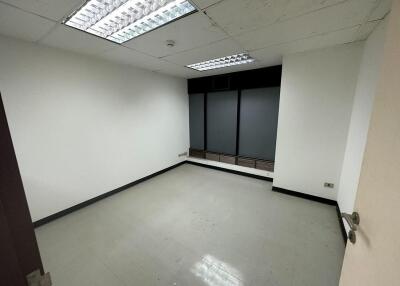 For Rent Bangkok Office Rama 4 BTS Ekkamai Khlong Toei