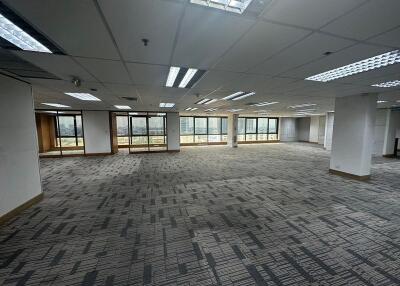 For Rent Bangkok Office Rama 4 BTS Ekkamai Khlong Toei