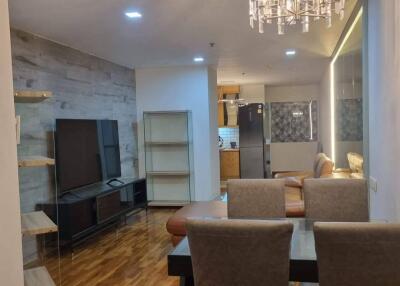 2-BR Condo at The Waterford Diamond Tower Sukhumvit near BTS Phrom Phong