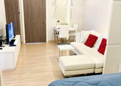 Studio 30 SQ.M Urbano Absolute Sathon-Taksin