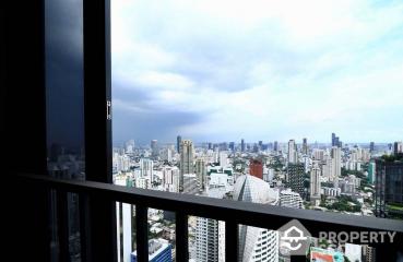 1-BR Condo at Ashton Asoke near MRT Sukhumvit