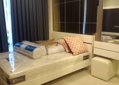 1-BR Condo at Rhythm Sukhumvit 36-38 near BTS Thong Lor