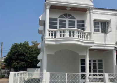 Single house for rent Rattiya Village, Bang Phra