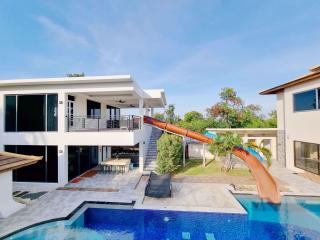 7 Bedrooms House in Phutara East Pattaya H010513